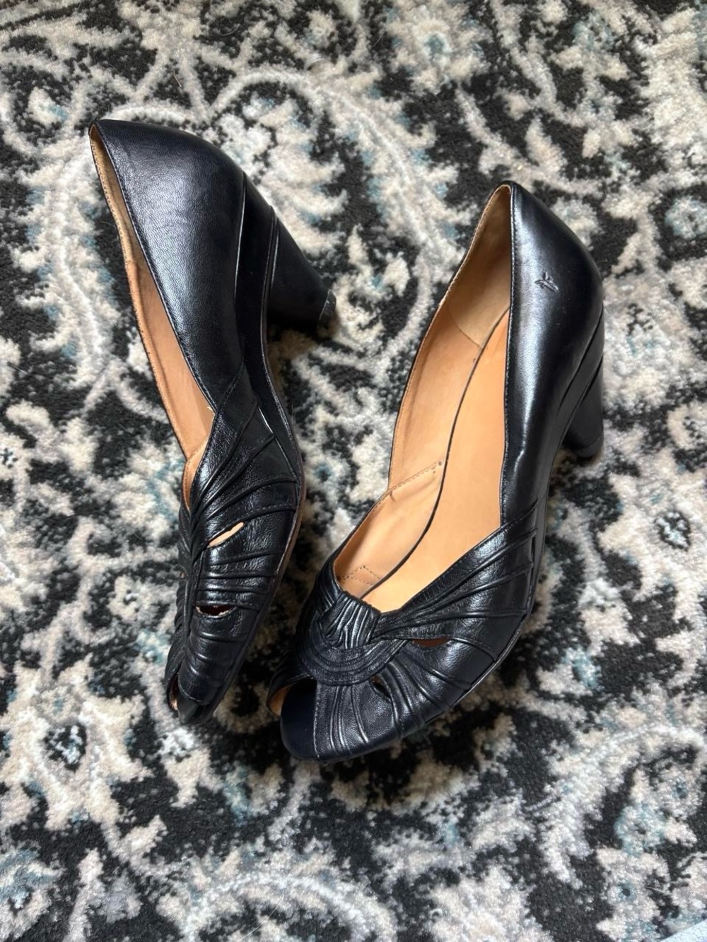 FRYE AND CO. Black Peep-Toe Knot Detail Pumps